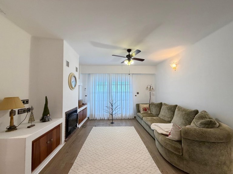 Apartment for Sale in Torrevieja, Alicante 9