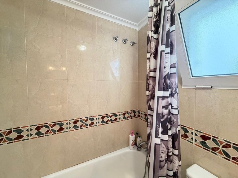 Apartment for Sale in Torrevieja, Alicante 12