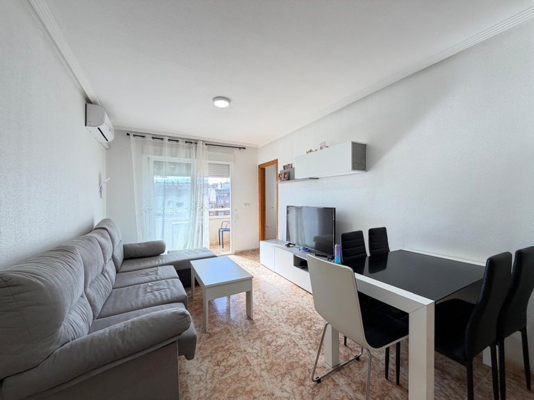 Apartment for Sale in Torrevieja, Alicante 17