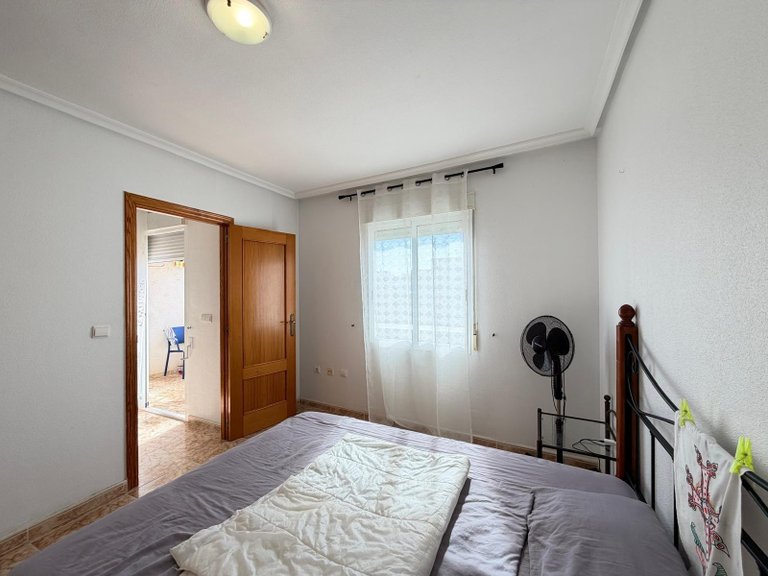 Apartment for Sale in Torrevieja, Alicante 24