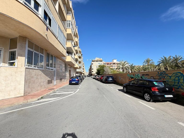 Apartment for Sale in Torrevieja, Alicante 41