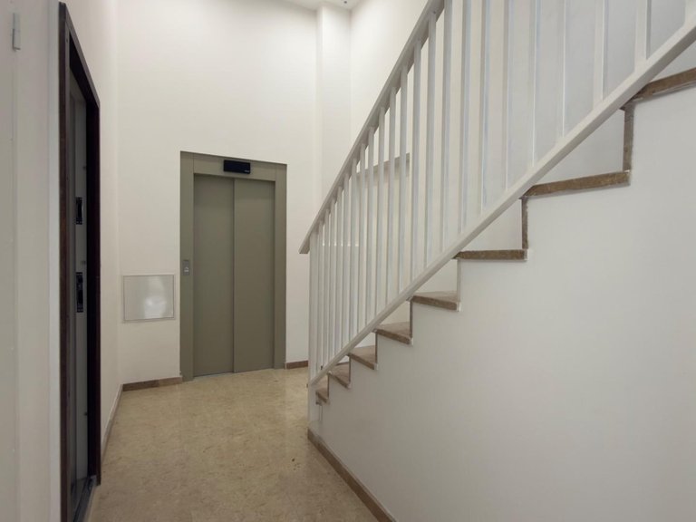 Town House for Sale in Alicante, Alicante 1