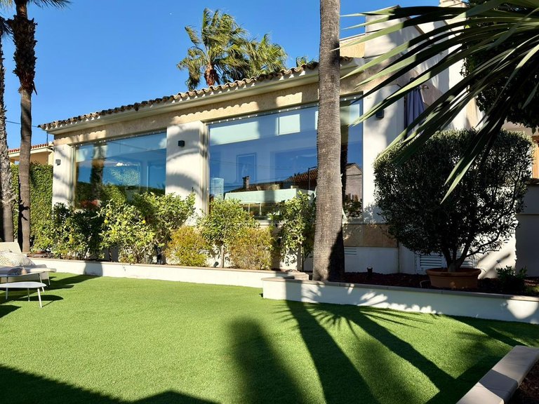 Villa for Sale in Benidorm, Alicante 1