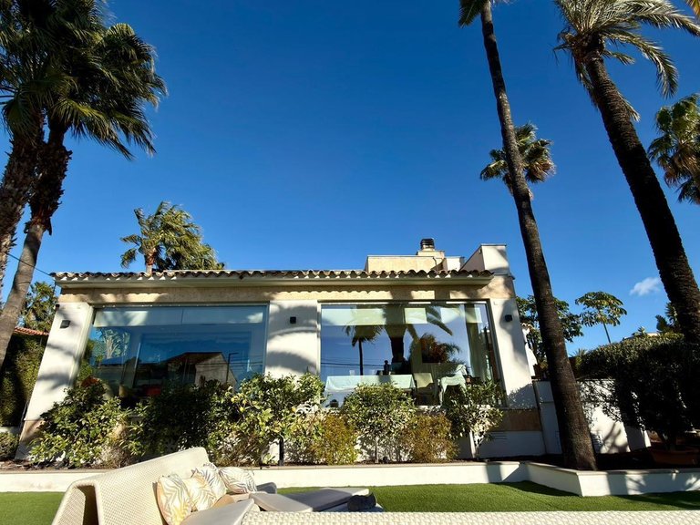 Villa for Sale in Benidorm, Alicante 2