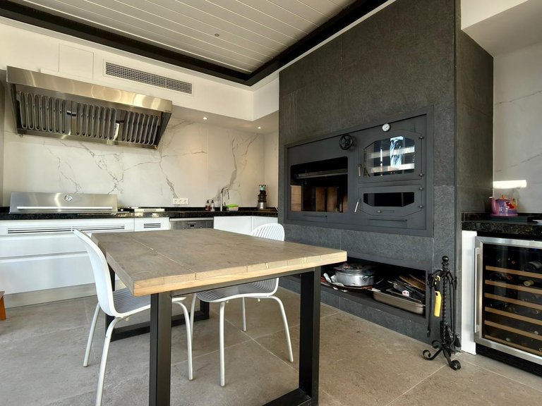 Villa for Sale in Benidorm, Alicante 5