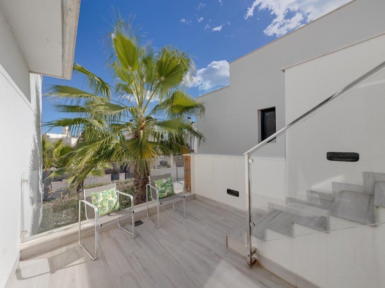 Villa for Sale in Orihuela Costa, Alicante 12