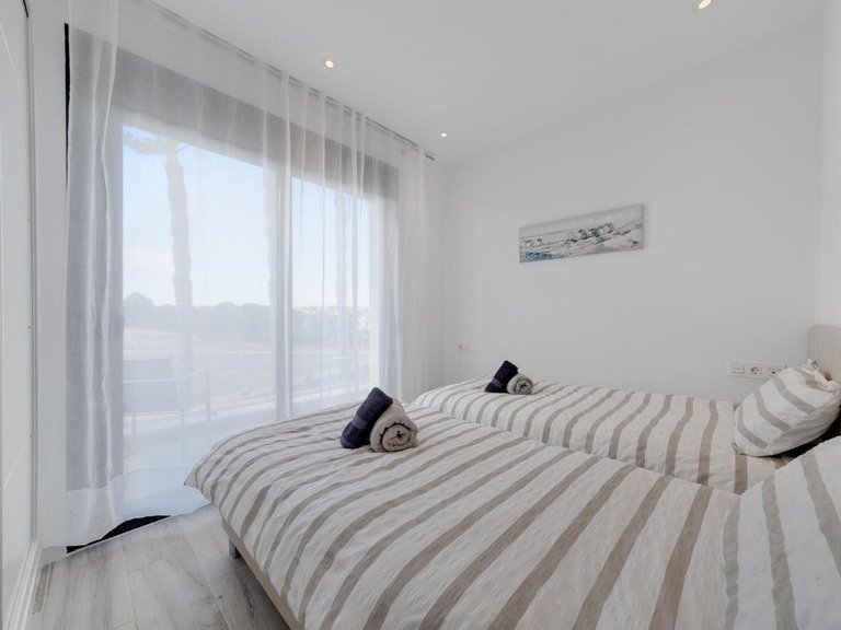 Villa for Sale in Orihuela Costa, Alicante 14