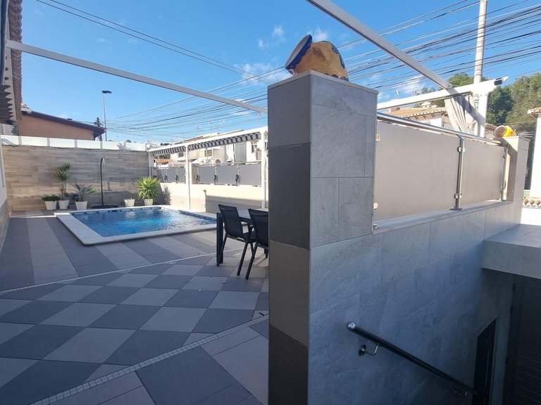Villa for Sale in Torrevieja, Alicante 10