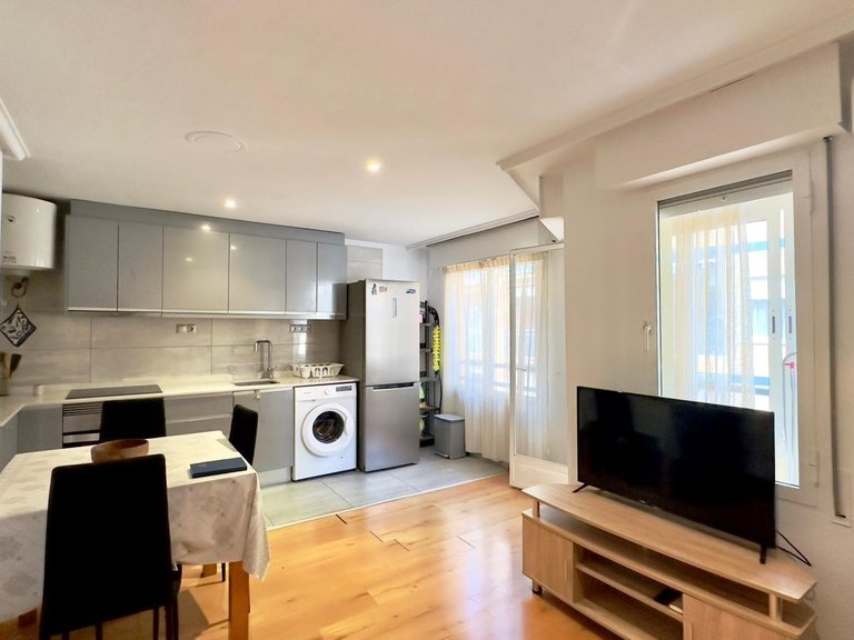 Apartment for Sale in Torrevieja, Alicante 1