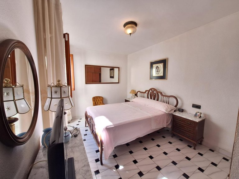 Apartment for Sale in Torrevieja, Alicante 12