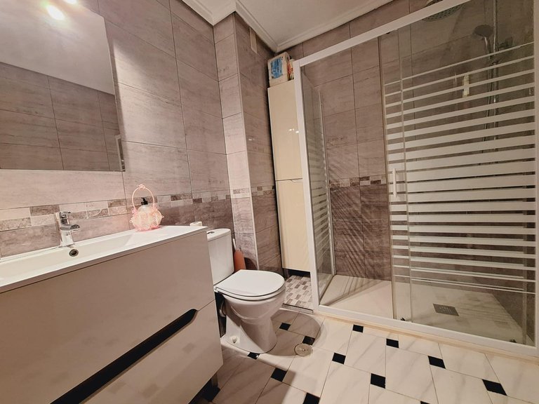 Apartment for Sale in Torrevieja, Alicante 35