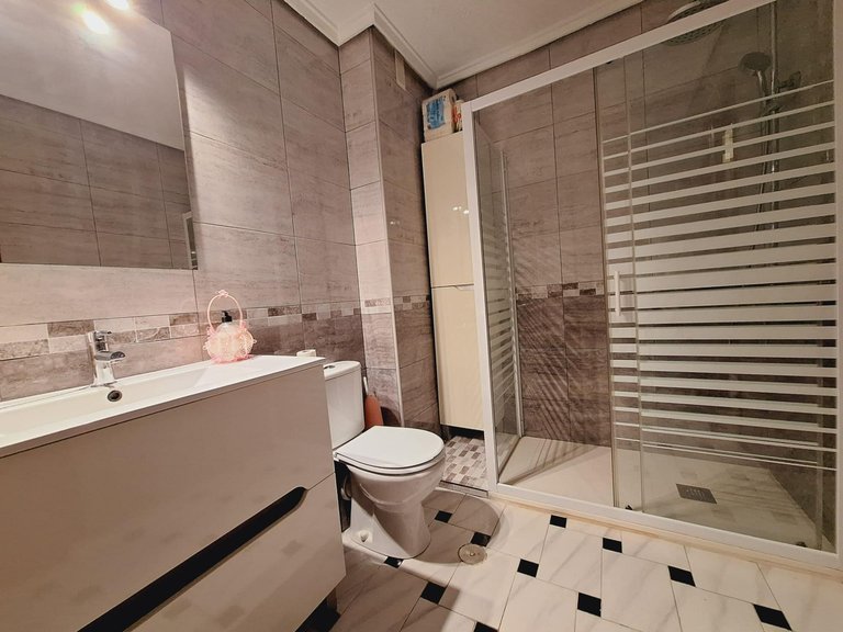 Apartment for Sale in Torrevieja, Alicante 36