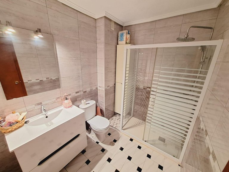 Apartment for Sale in Torrevieja, Alicante 37