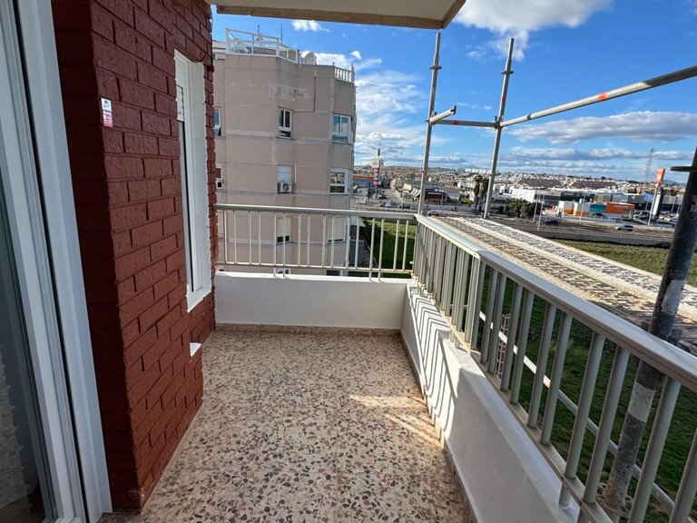 Apartment for Sale in Torrevieja, Alicante 14