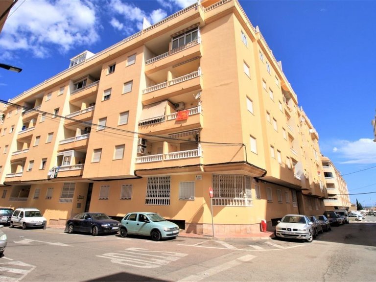 Apartment for Sale in Torrevieja, Alicante 2
