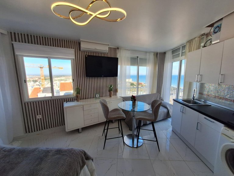 Apartment for Sale in Torrevieja, Alicante 1