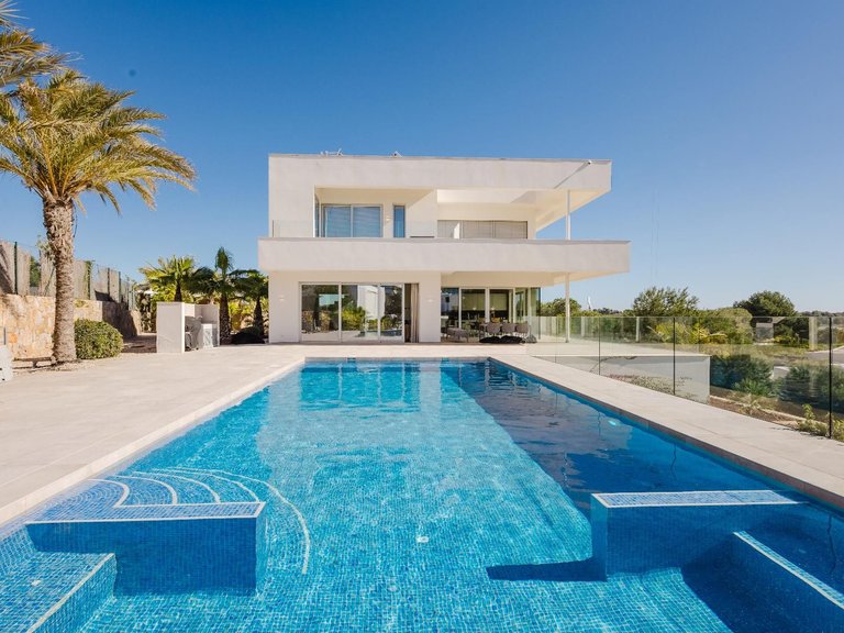 Villa for Sale in Orihuela, Alicante 3