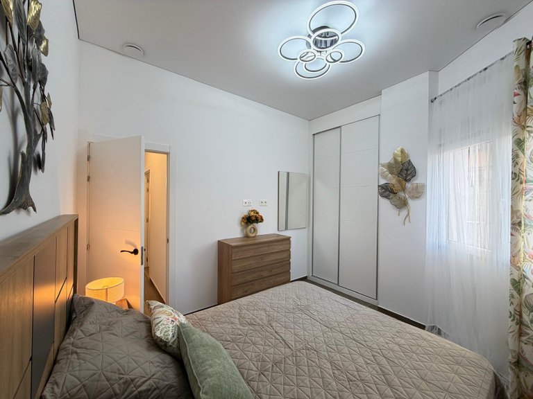 Apartment for Sale in Torrevieja, Alicante 41