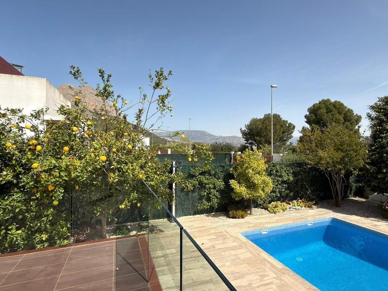 Villa for Sale in Polop, Alicante 6