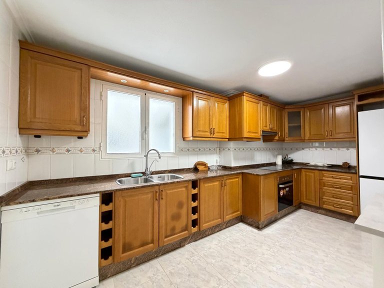 Apartment for Sale in Torrevieja, Alicante 14