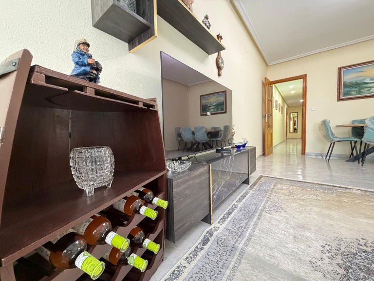 Apartment for Sale in Torrevieja, Alicante 28