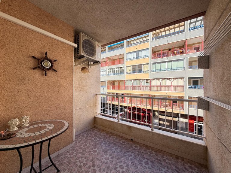Apartment for Sale in Torrevieja, Alicante 31