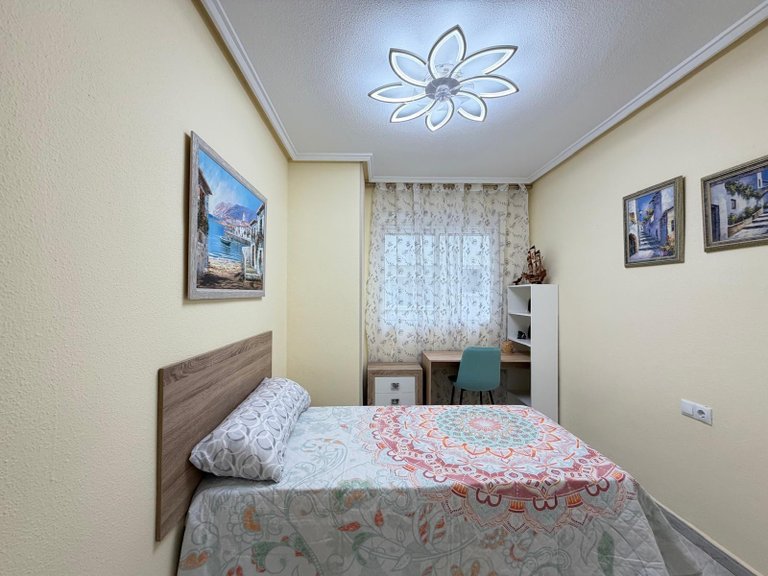 Apartment for Sale in Torrevieja, Alicante 45
