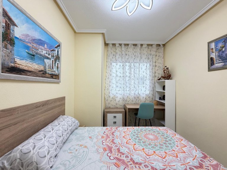 Apartment for Sale in Torrevieja, Alicante 46