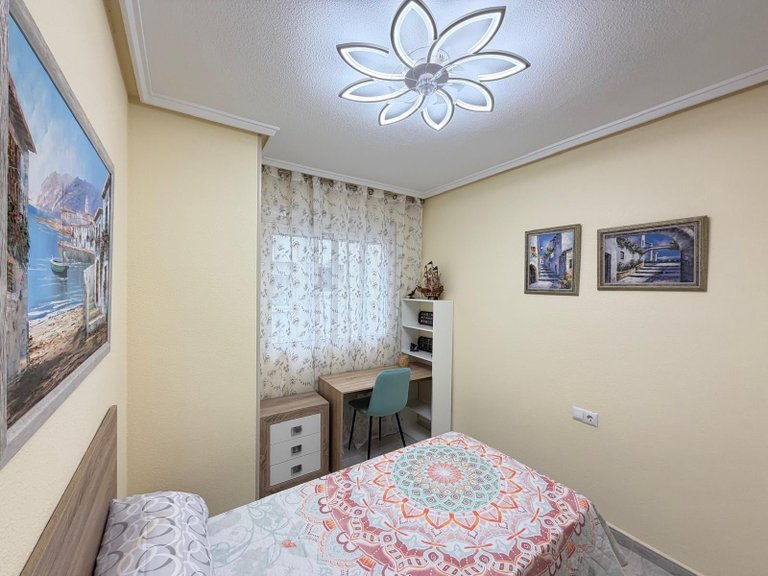 Apartment for Sale in Torrevieja, Alicante 47