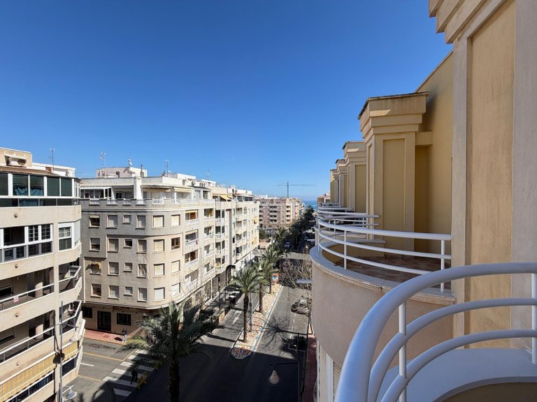 Penthouse for Sale in Torrevieja, Alicante 40