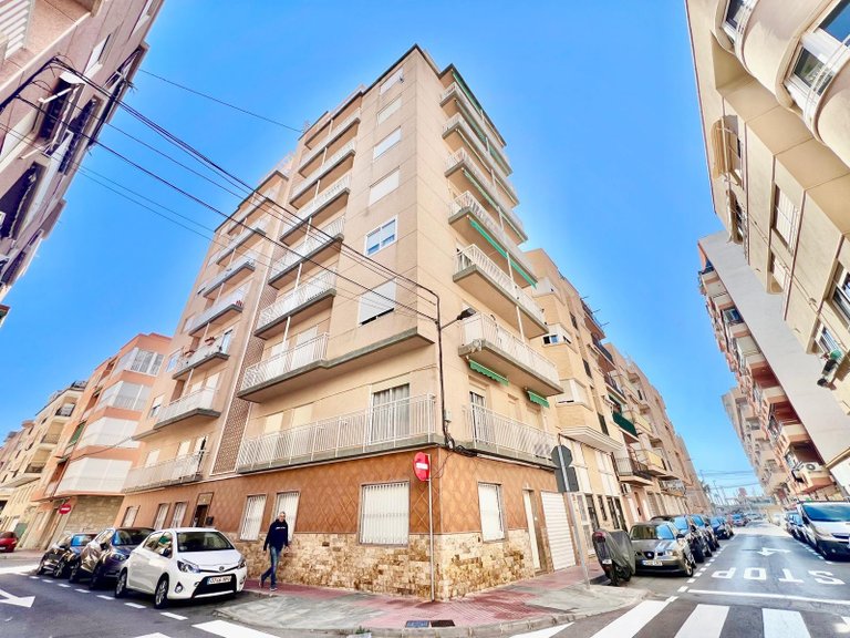 Apartment for Sale in Santa Pola, Alicante 2
