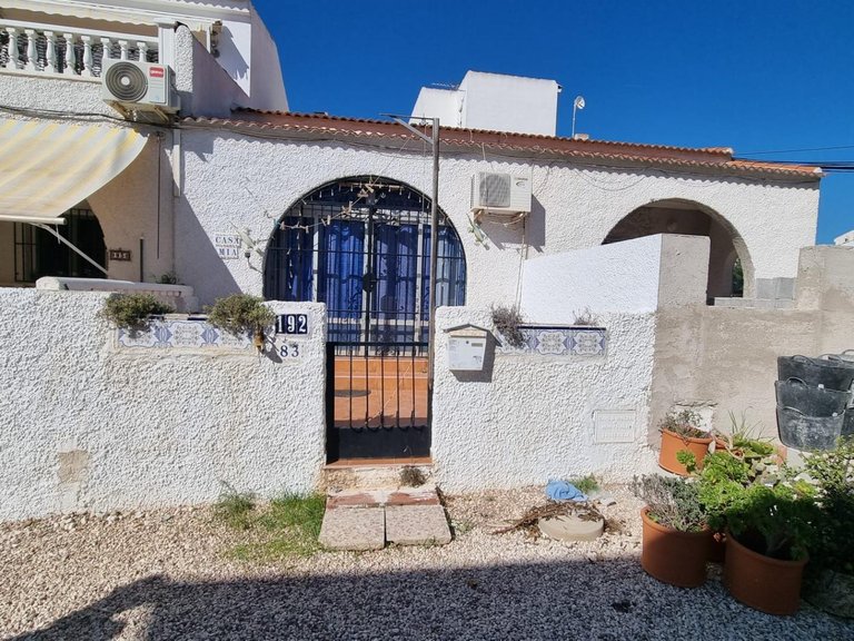 Villa for Sale in Torrevieja, Alicante 2