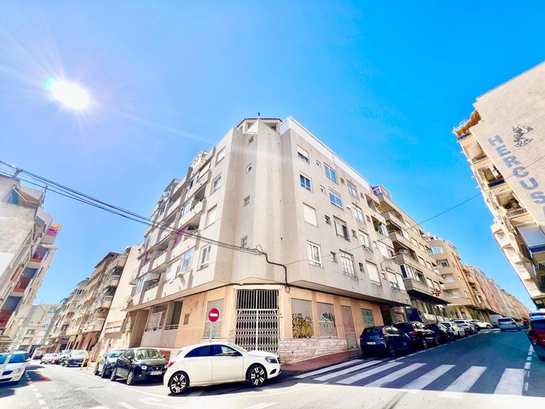 Apartment for Sale in Torrevieja, Alicante 2