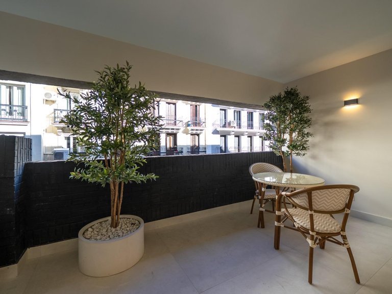 Apartment for Sale in Madrid, Madrid 5
