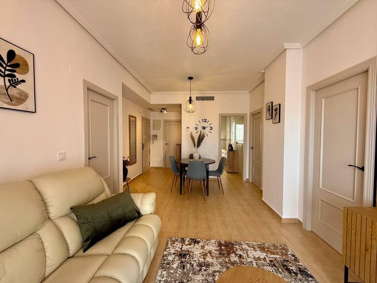 Apartment for Sale in Guardamar Del Segura, Alicante 5