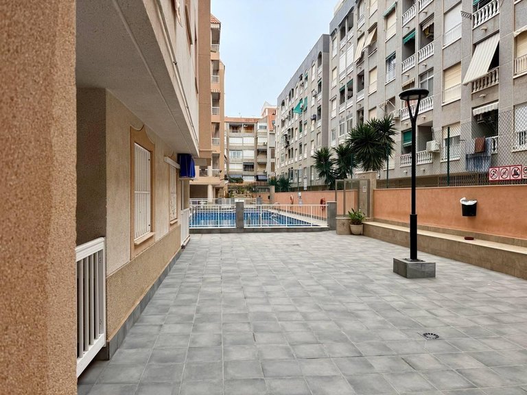 Apartment for Sale in Torrevieja, Alicante 35
