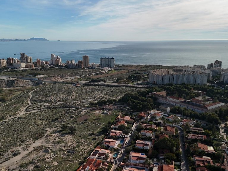 Villa for Sale in El Campello, Alicante 2