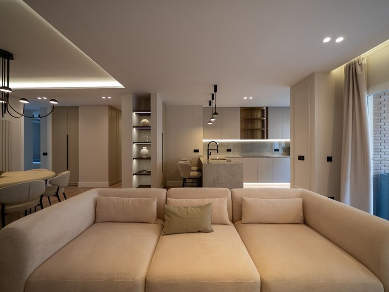 Apartment for Sale in Madrid, Madrid 5