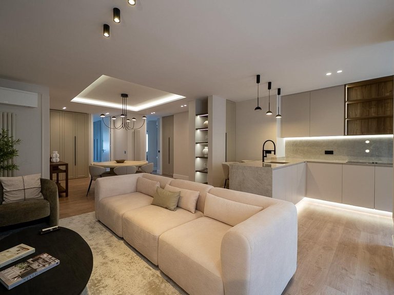 Apartment for Sale in Madrid, Madrid 6