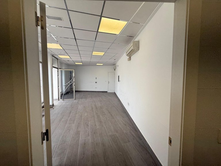 Commercial for Sale in Torrevieja, Alicante 14