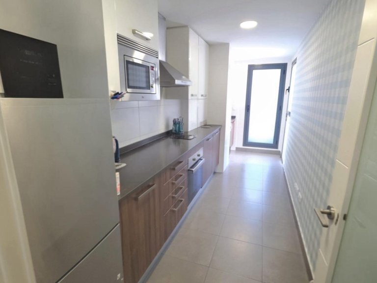 Apartment for Sale in Alicante, Alicante 12