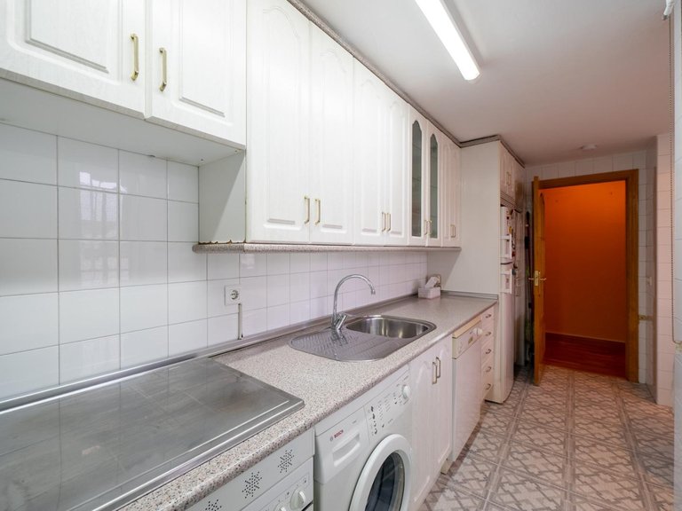 Apartment for Sale in Madrid, Madrid 12