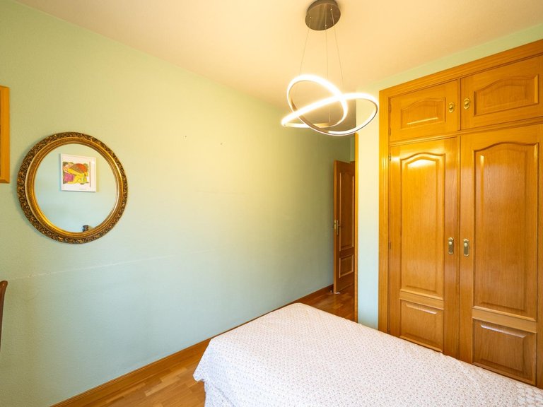 Apartment for Sale in Madrid, Madrid 15