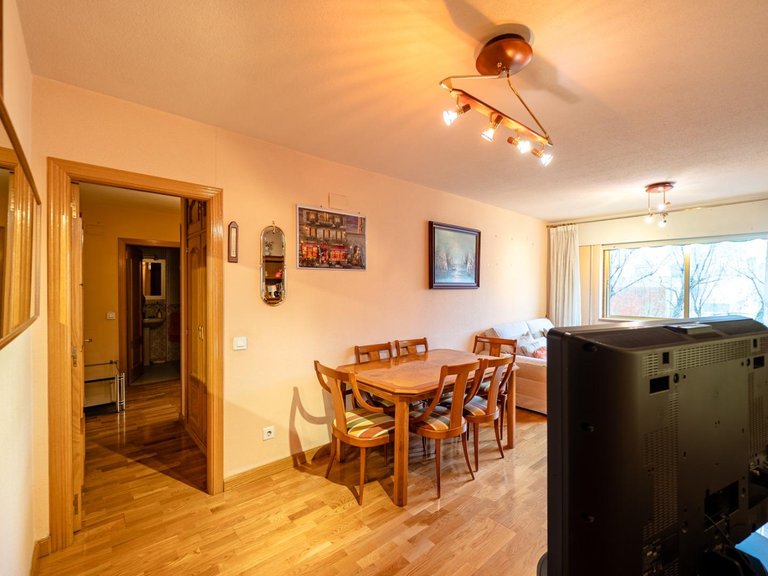 Apartment for Sale in Madrid, Madrid 5