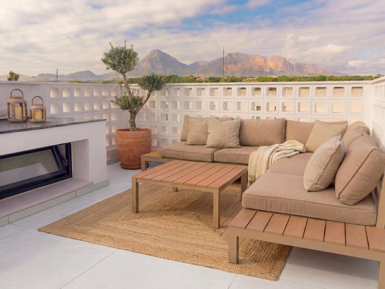 Villa for Sale in Alfaz Del Pi, Alicante 2