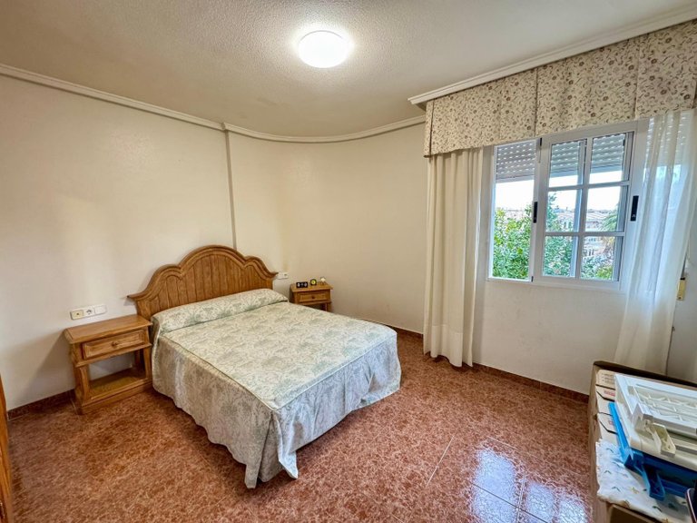 Villa for Sale in Torrevieja, Alicante 11