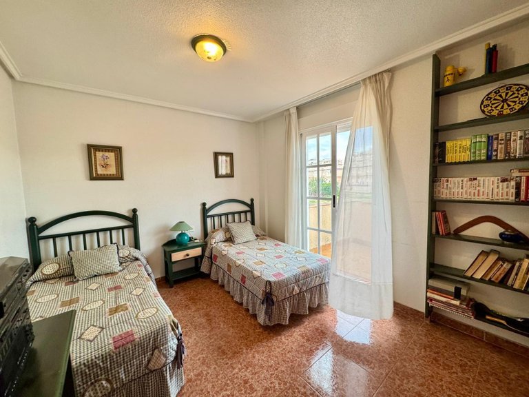Villa for Sale in Torrevieja, Alicante 15