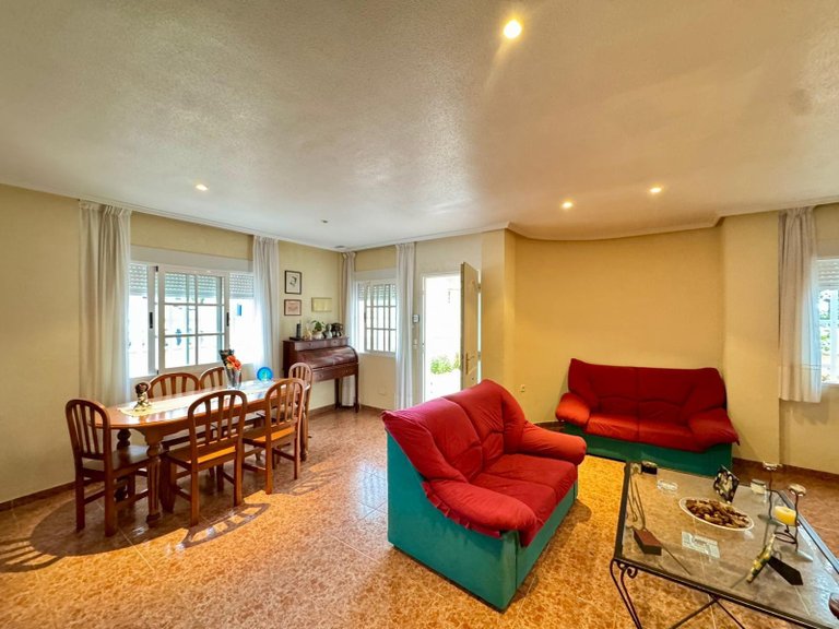 Villa for Sale in Torrevieja, Alicante 7