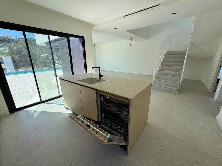 Villa for Sale in Finestrat, Alicante 12