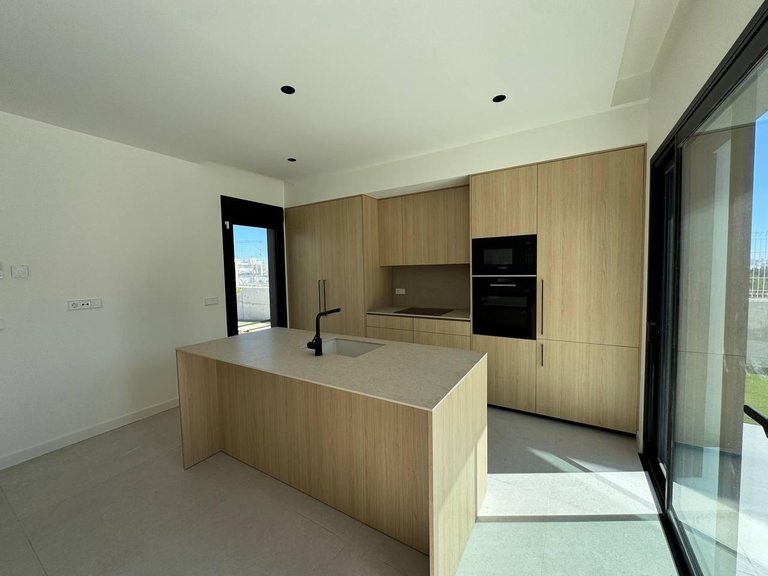 Villa for Sale in Finestrat, Alicante 8